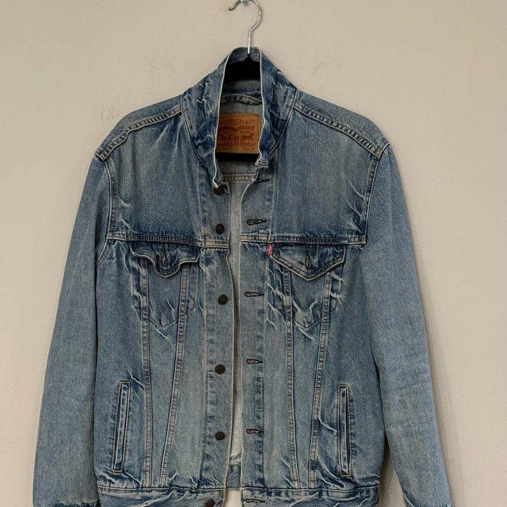 Levi's Light Blue Men’s Medium Denim Jacket Preloved